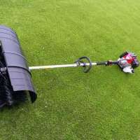 Hot Sale Hand-pushed Lawn Comber Brush Machine For Artificial Grass